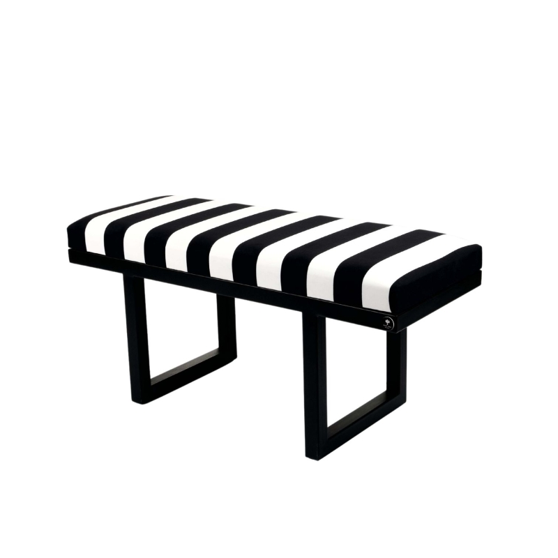 BLACK-WHITE-VELVET-01_0.jpg